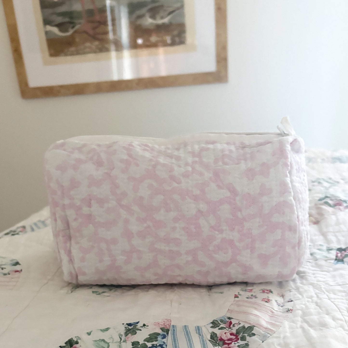 CORAL TOILETRY BAG - CHAMBRAY OR PETAL