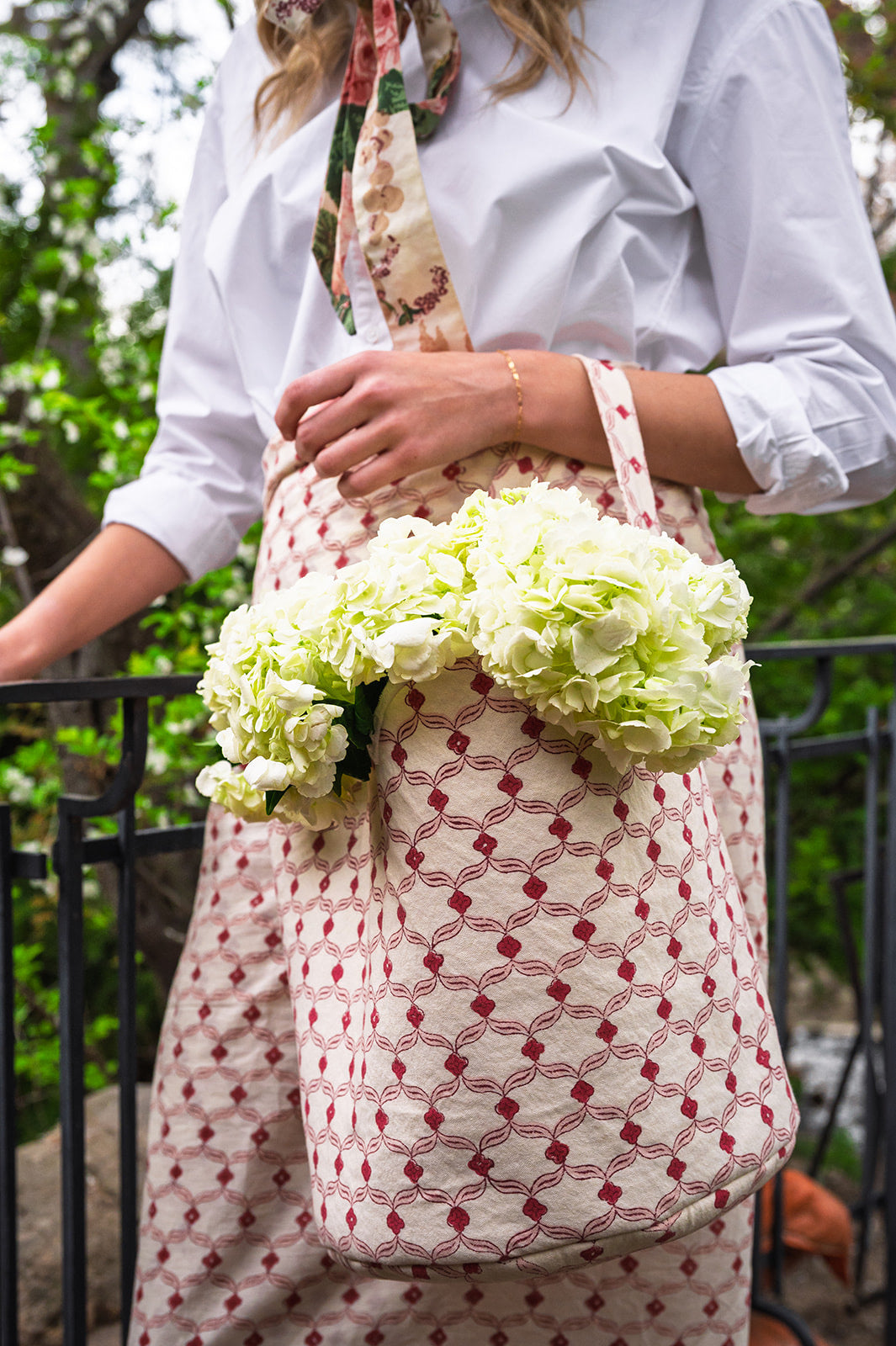 TOTEKIN® CARRYALL - CAMELLIA