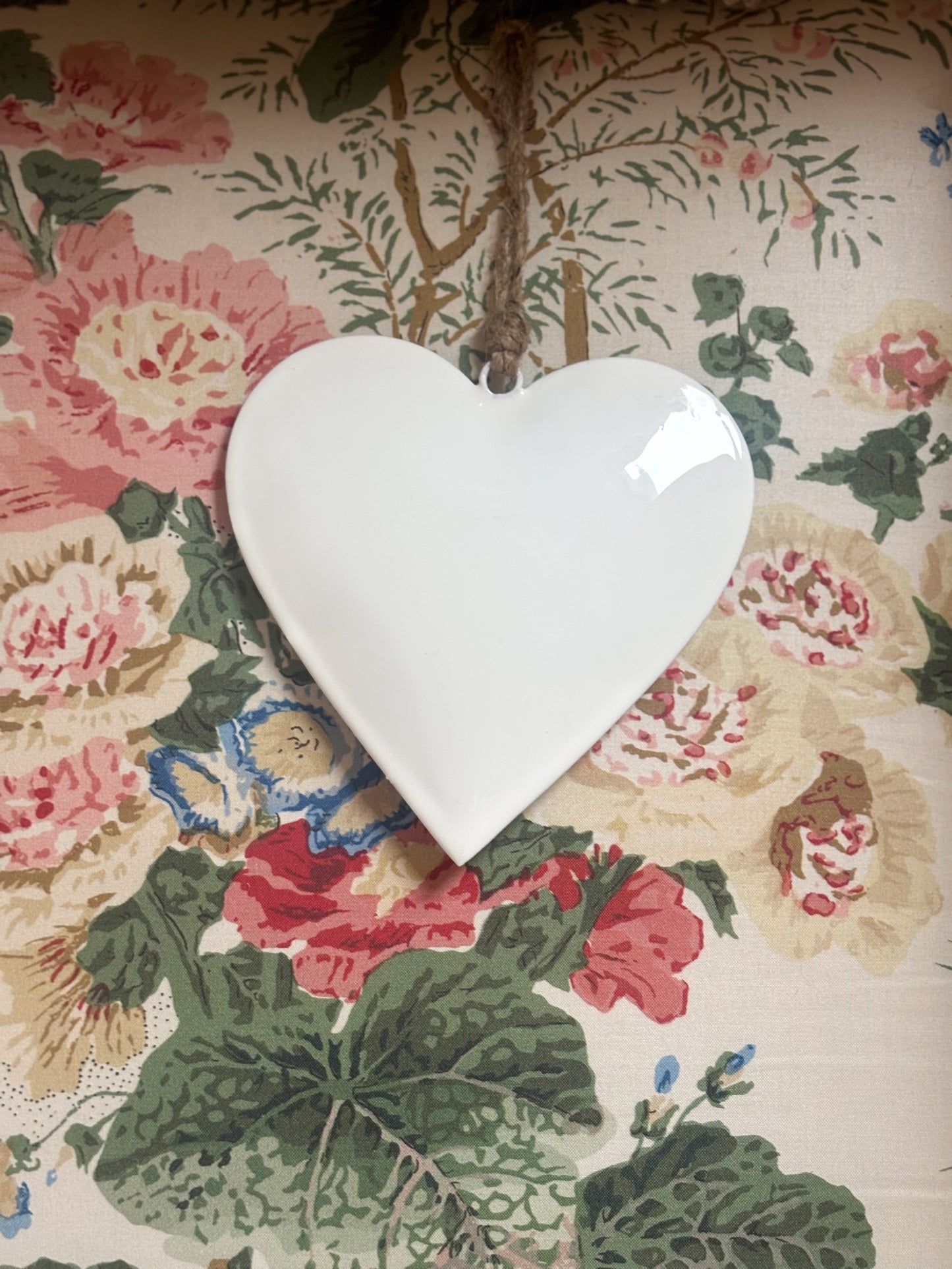 WHITE ENAMEL HANGING HEART
