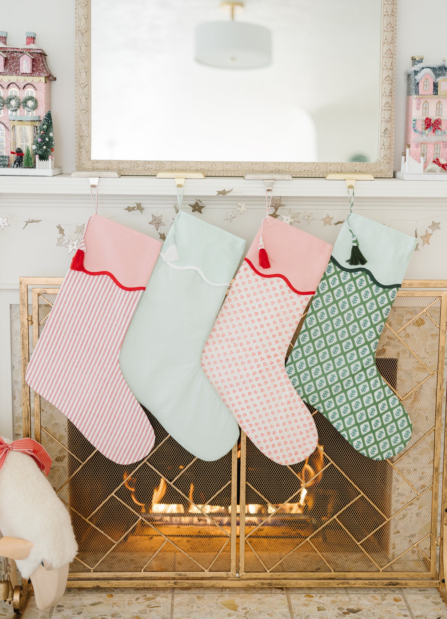 SCALLOPED STOCKING - FINAL SALE