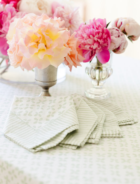 CLOVER NAPKINS