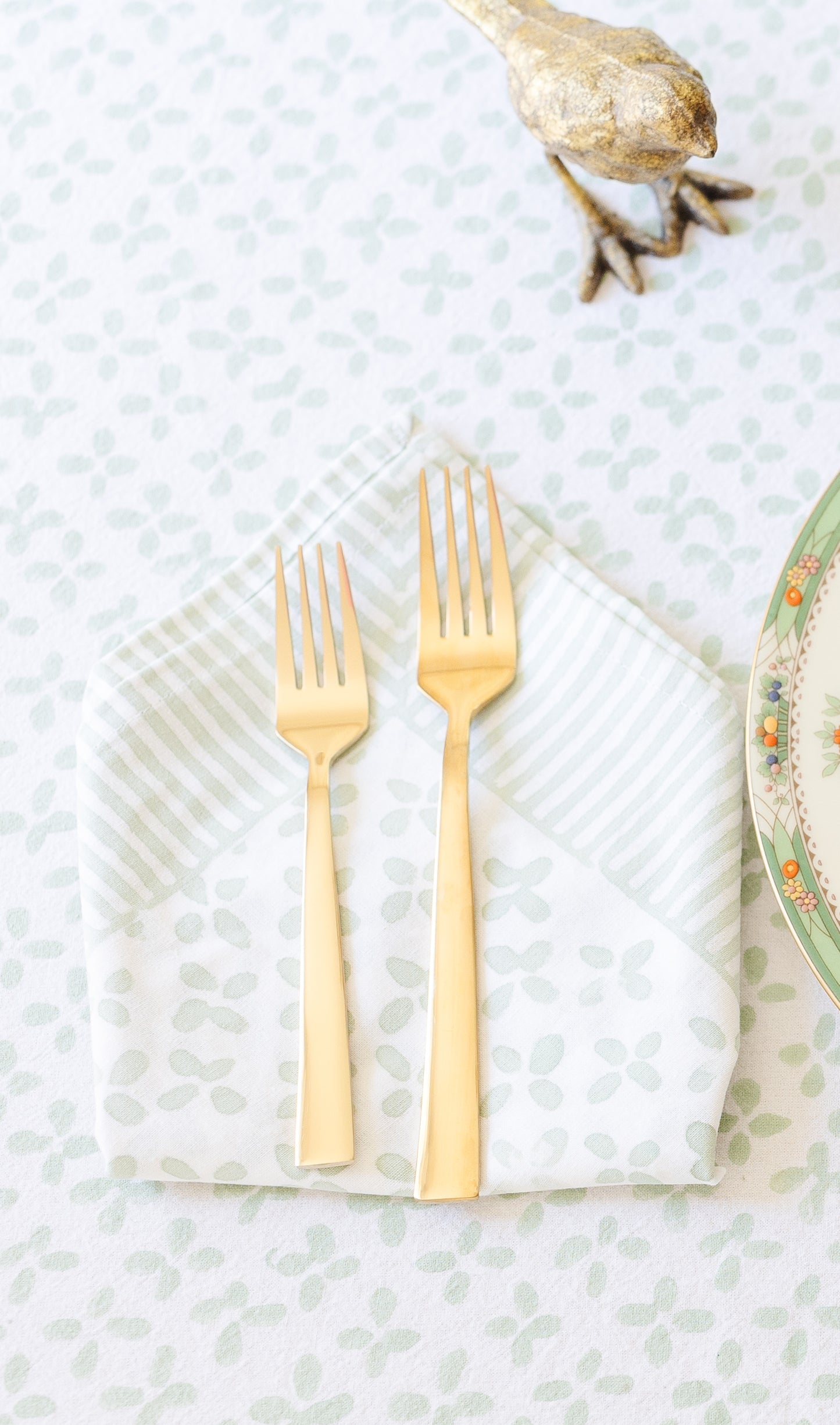 CLOVER NAPKINS