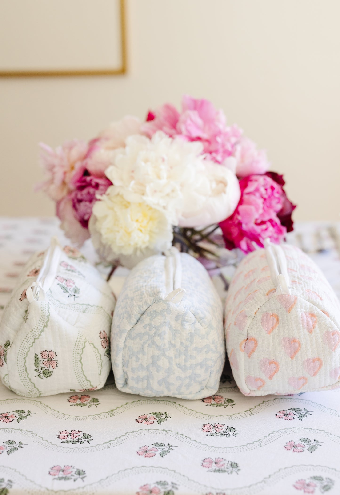 CHAMBRAY CORAL TOILETRY BAG