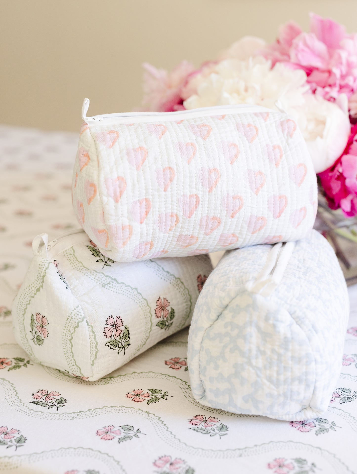 CHAMBRAY CORAL TOILETRY BAG